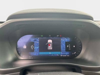 2025 Volvo XC40 Core Bright Theme