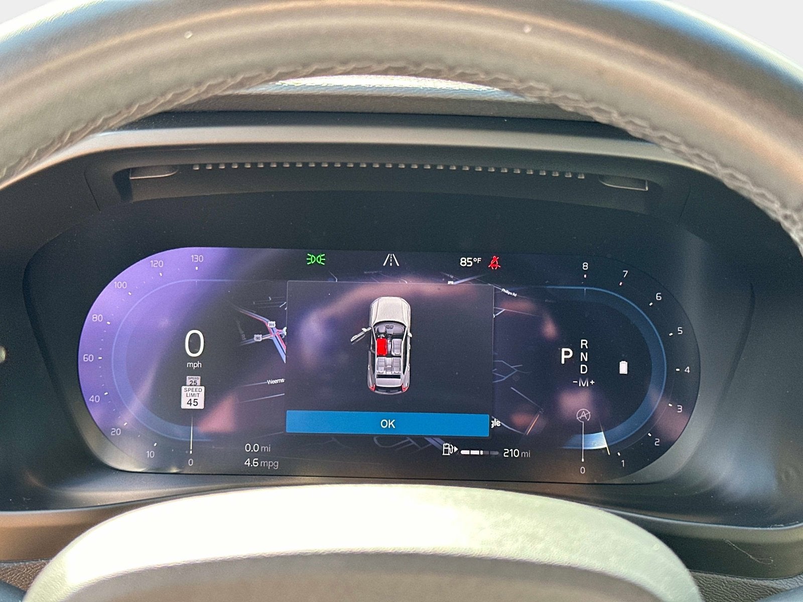 2023 Volvo XC40 Plus Dark Theme