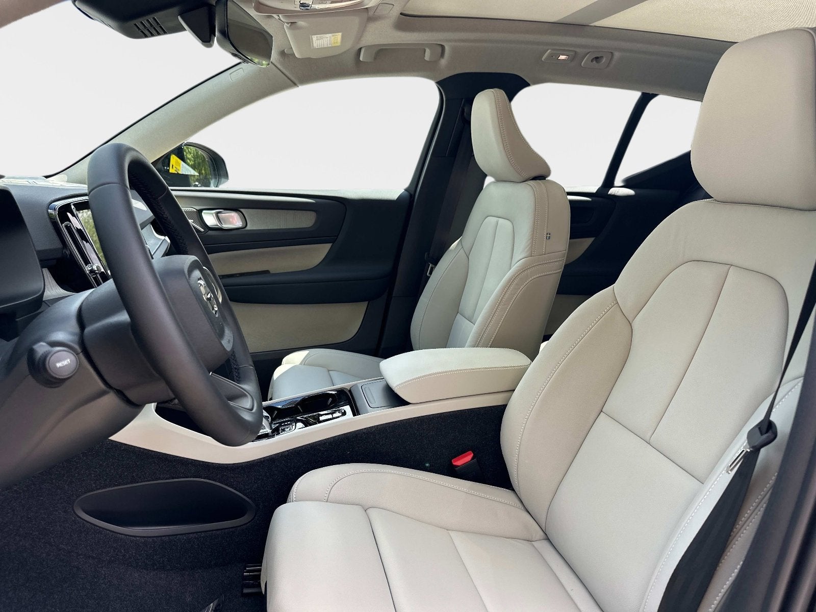 2026 Volvo XC40 Ultra