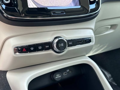 2026 Volvo XC40 Ultra