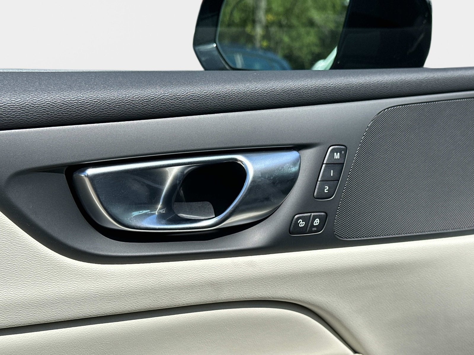 2026 Volvo V60 Cross Country Plus