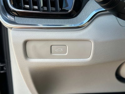 2026 Volvo V60 Cross Country Plus