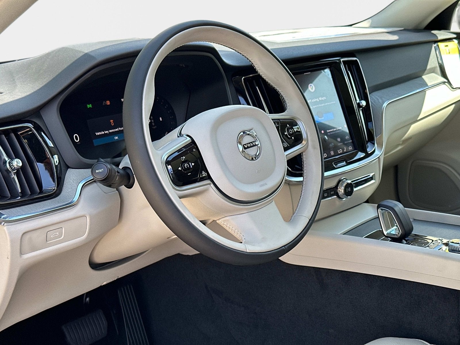 2026 Volvo V60 Cross Country Plus