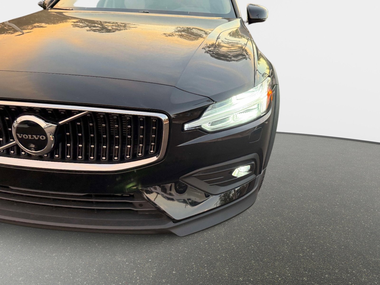 2026 Volvo V60 Cross Country Plus