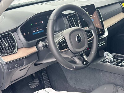 2026 Volvo XC90 Plus
