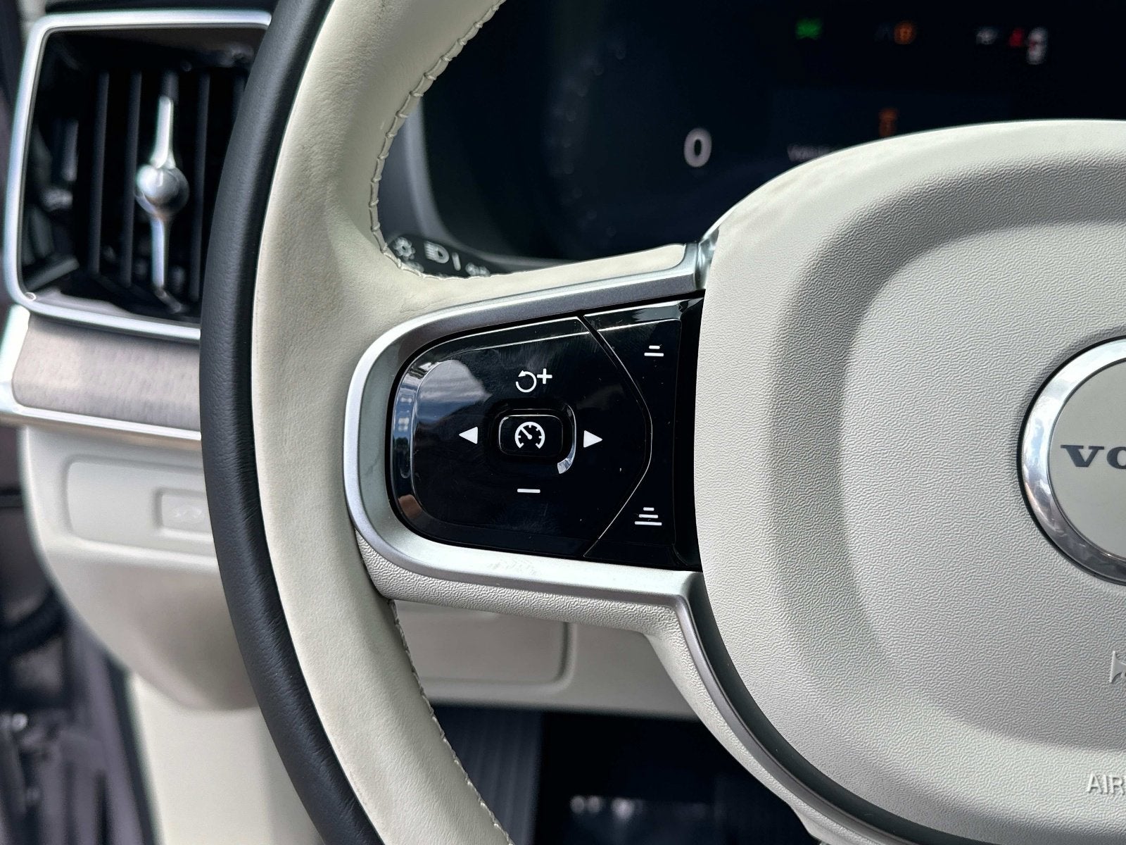 2026 Volvo XC90 Ultra