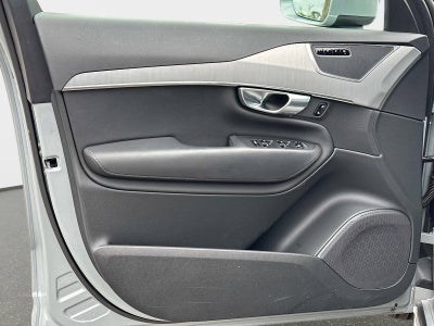 2025 Volvo XC90 Core