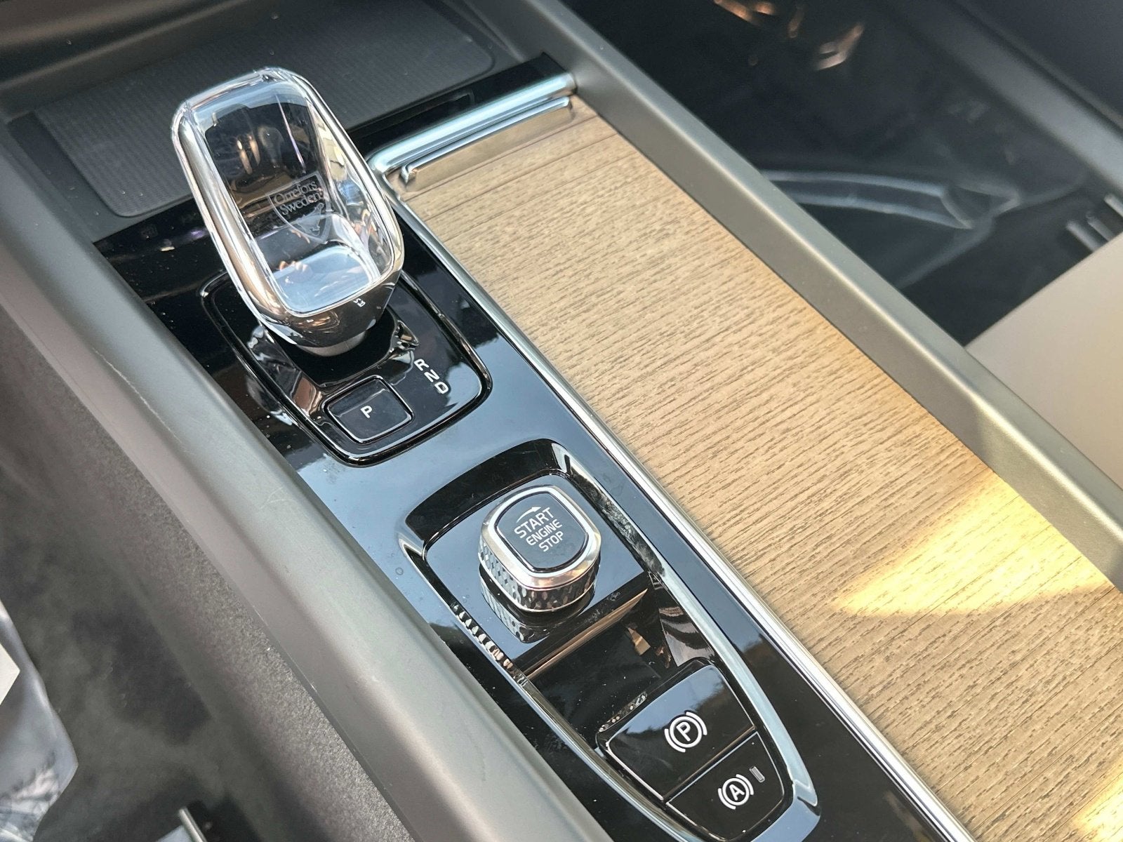 2026 Volvo XC60 Plus