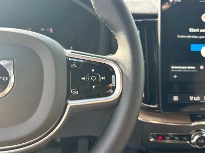 2026 Volvo XC60 Plus