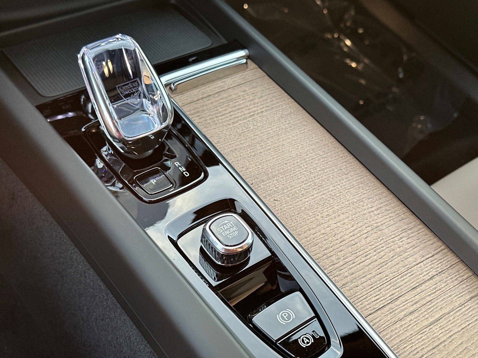 2026 Volvo XC60 Plus