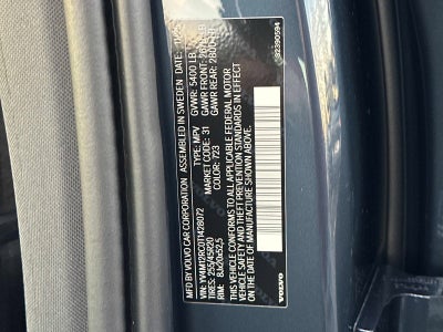 2026 Volvo XC60 Plus