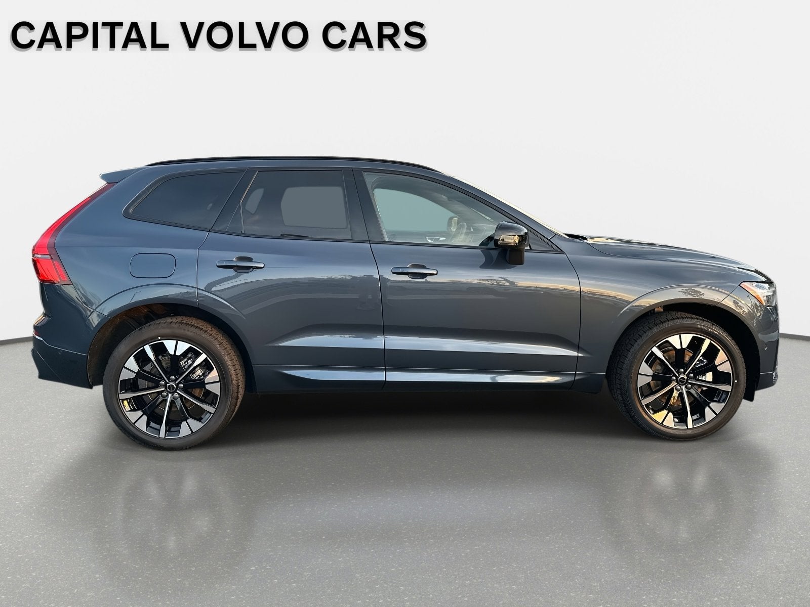 2026 Volvo XC60 Plus