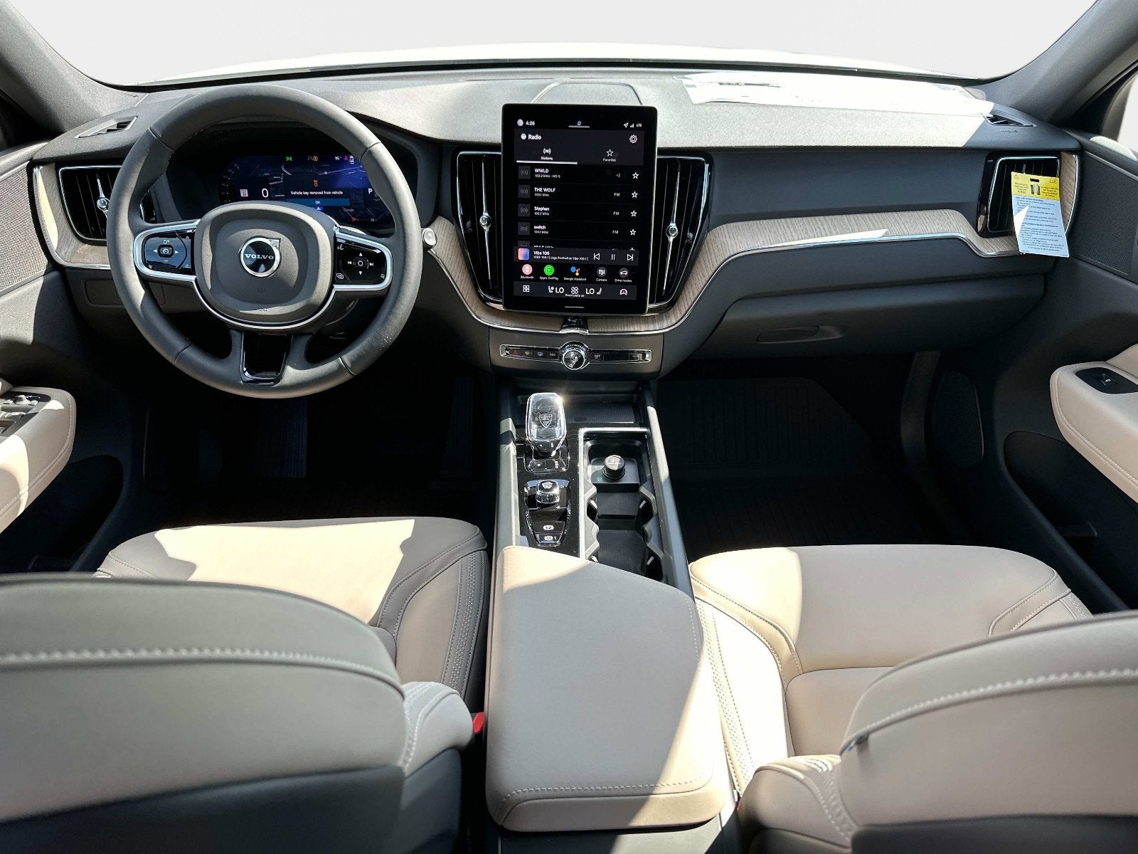 2026 Volvo XC60 Plus