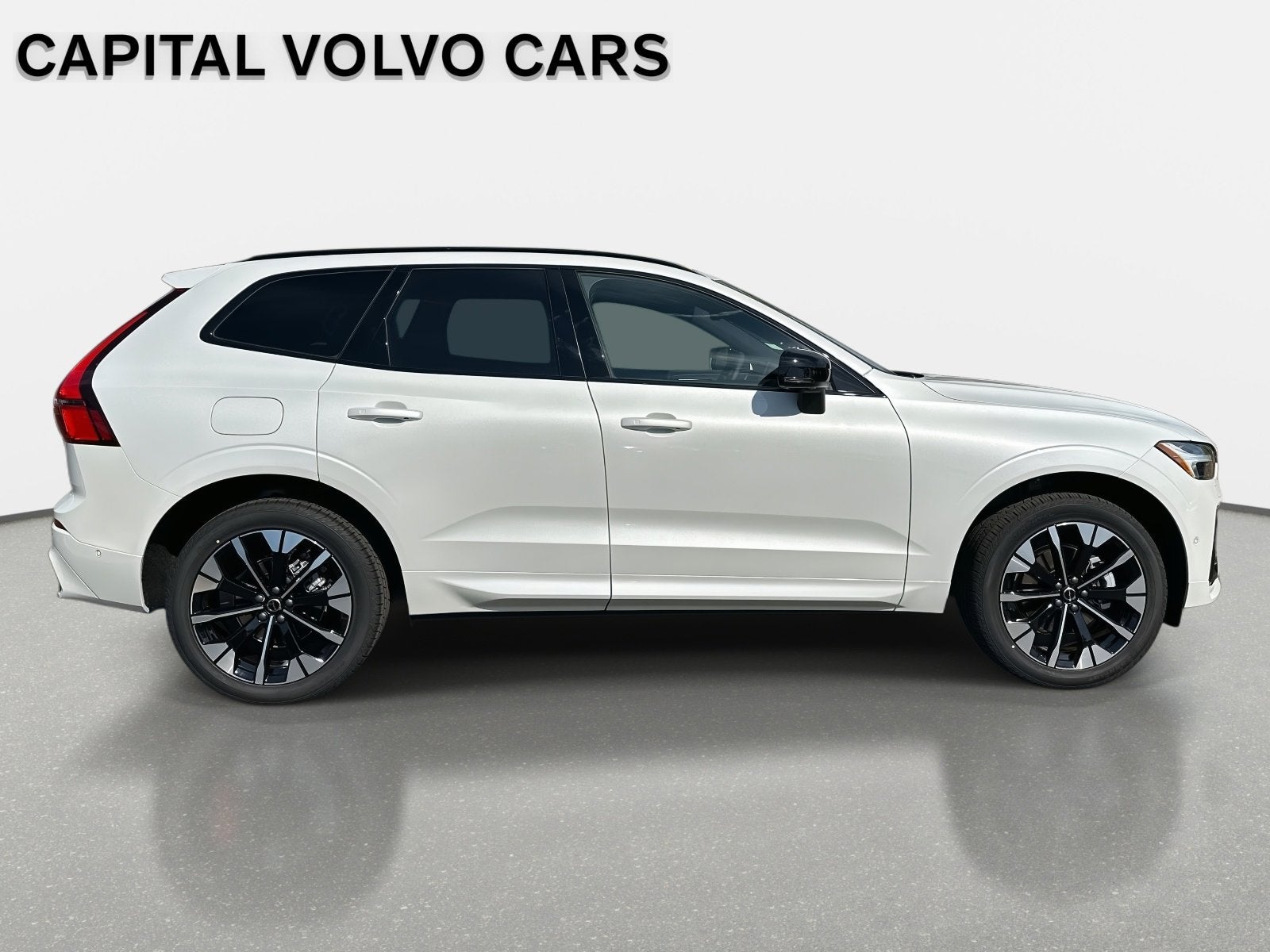 2026 Volvo XC60 Plus