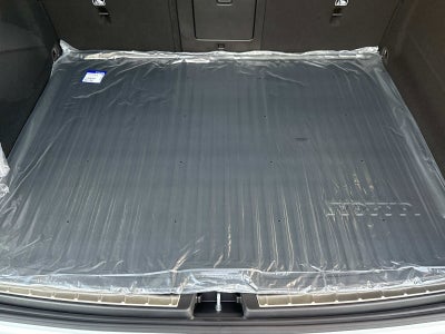 2026 Volvo XC60 Plus