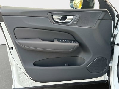 2026 Volvo XC60 Plus