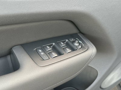 2026 Volvo XC60 Plus