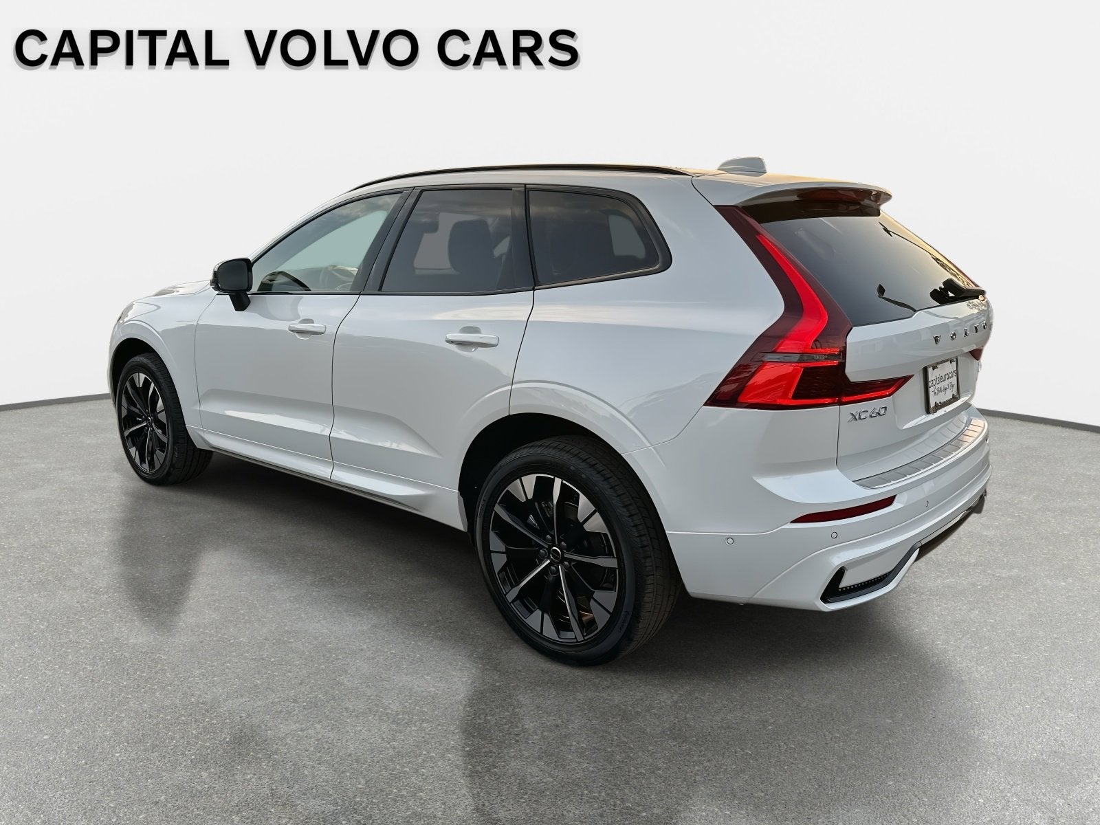 2026 Volvo XC60 Plus