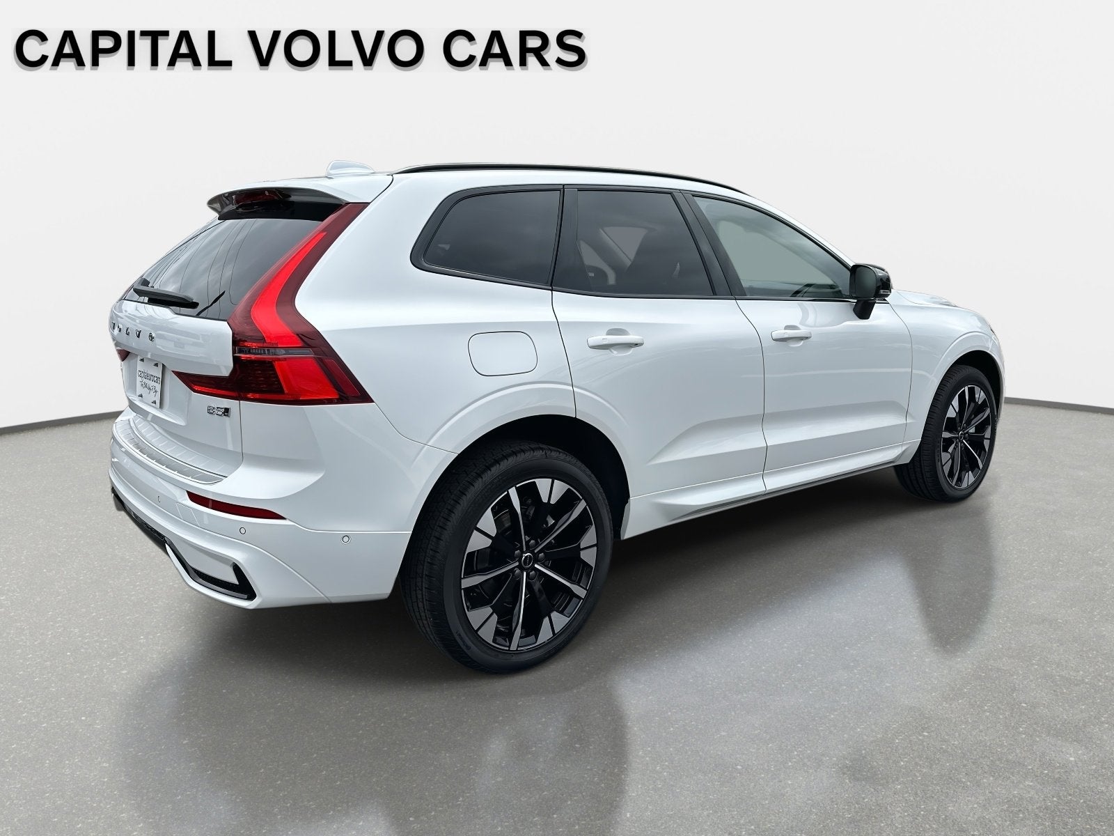 2026 Volvo XC60 Plus