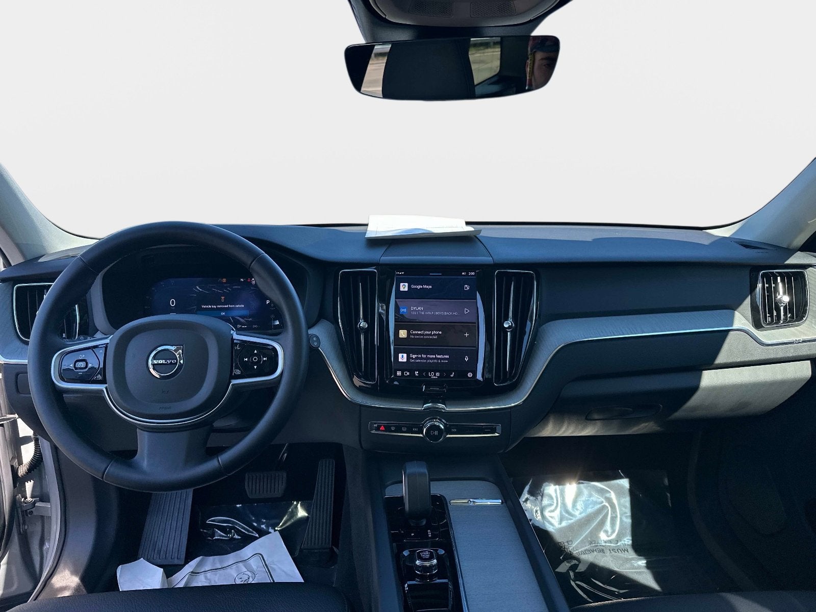 2025 Volvo XC60 Plus