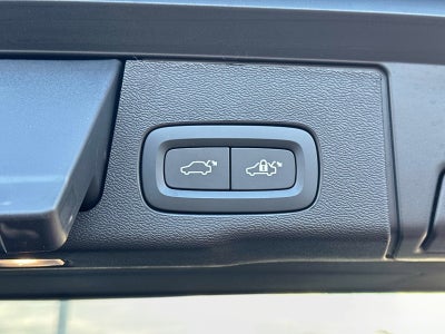 2025 Volvo XC60 Plus