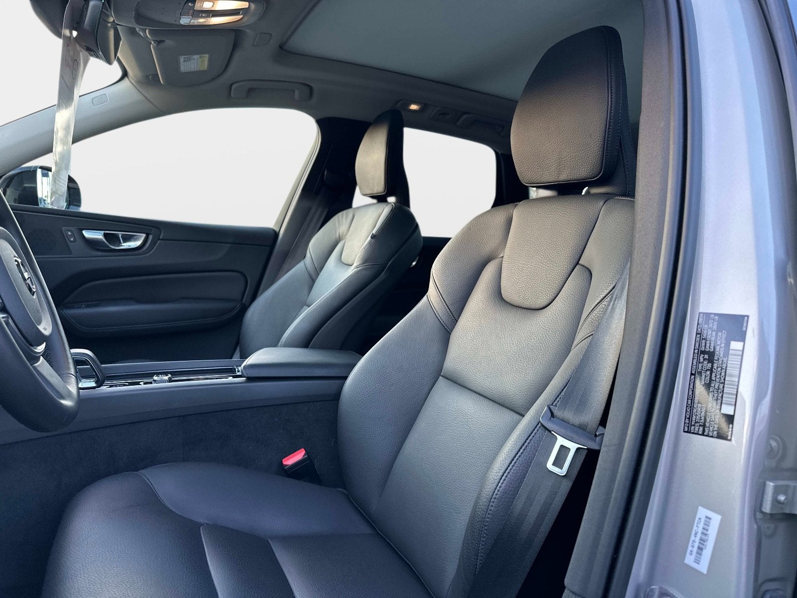 2025 Volvo XC60 Plus