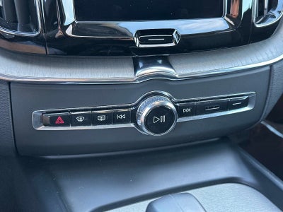 2025 Volvo XC60 Plus