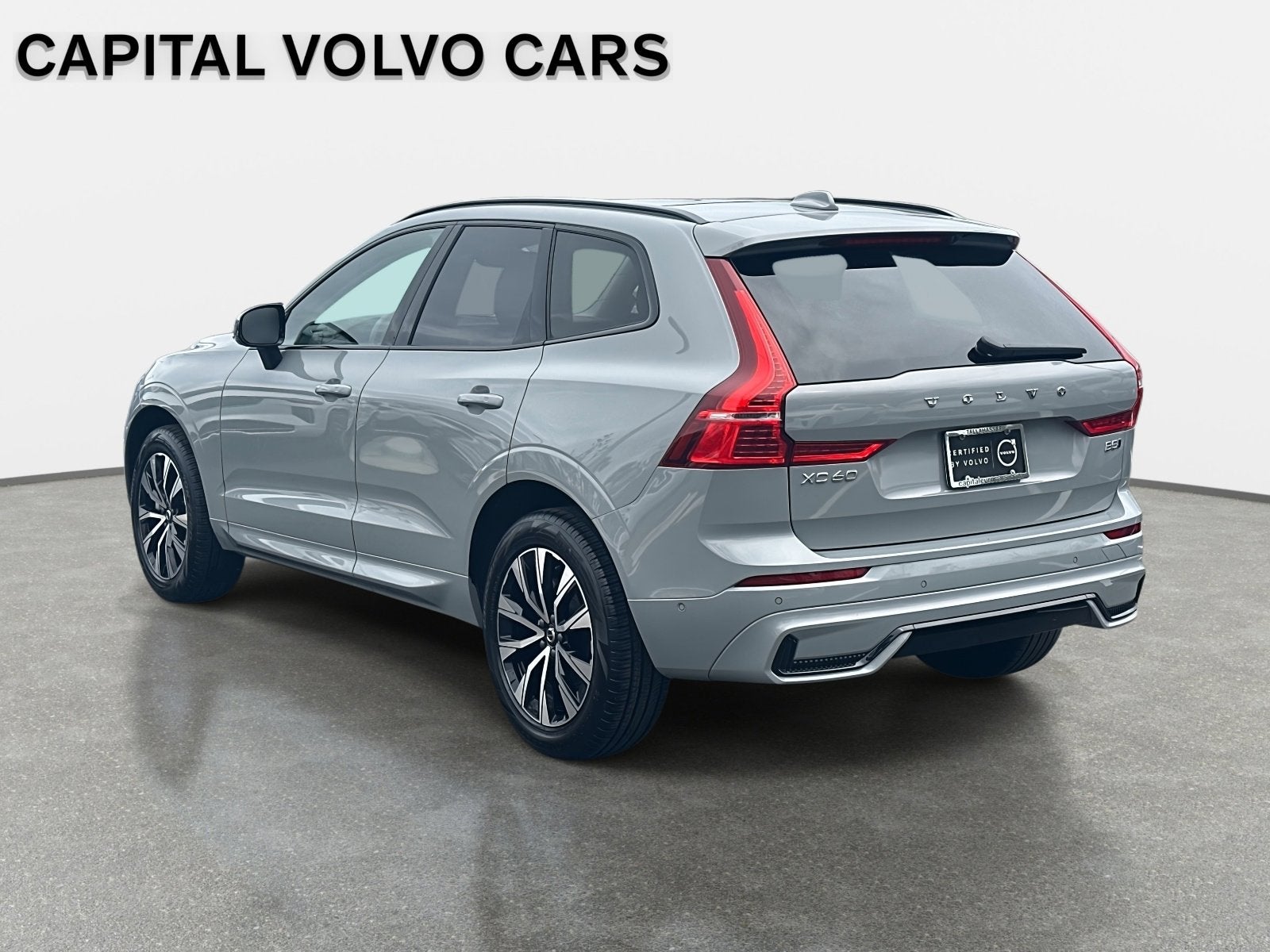2025 Volvo XC60 Plus