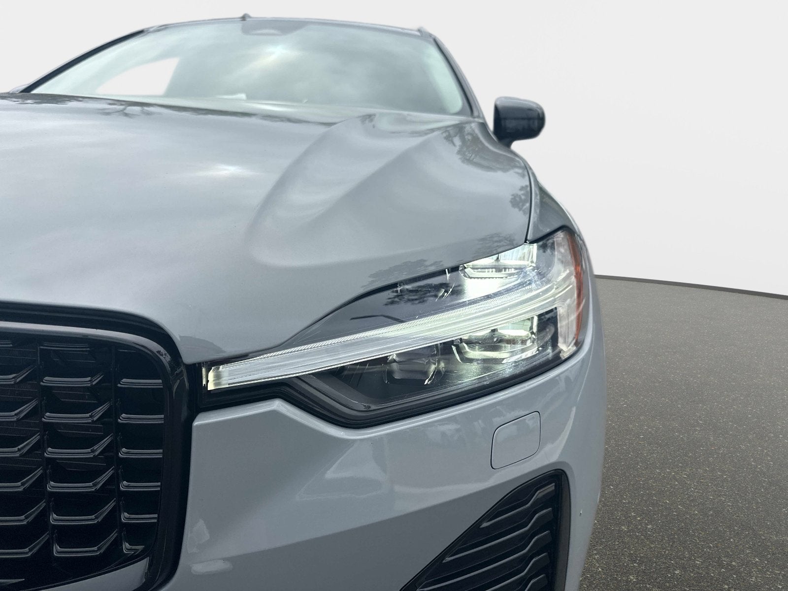 2025 Volvo XC60 Plus