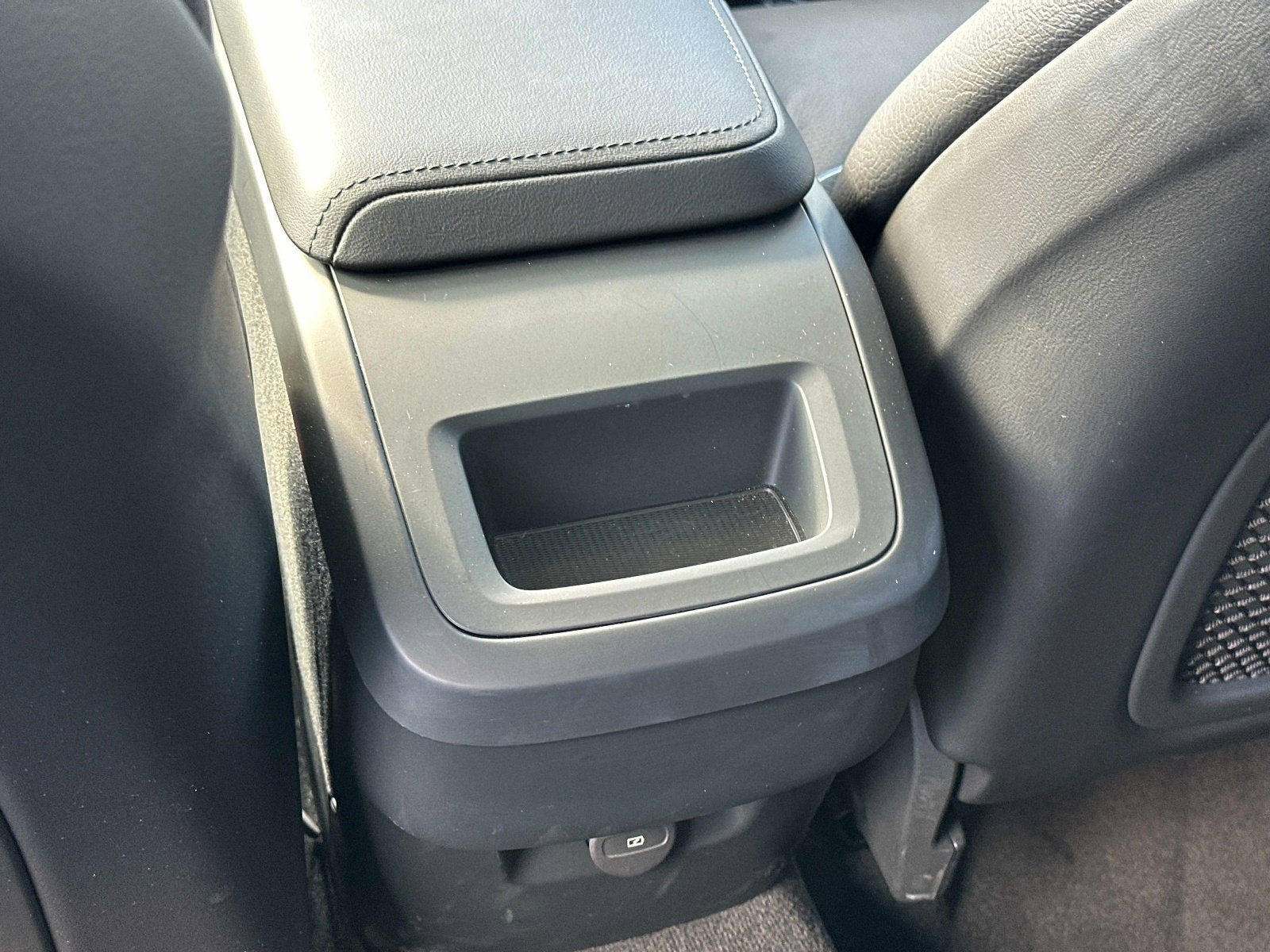 2025 Volvo XC60 Plus