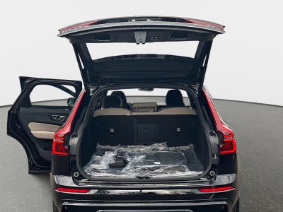 2026 Volvo XC60 Plus