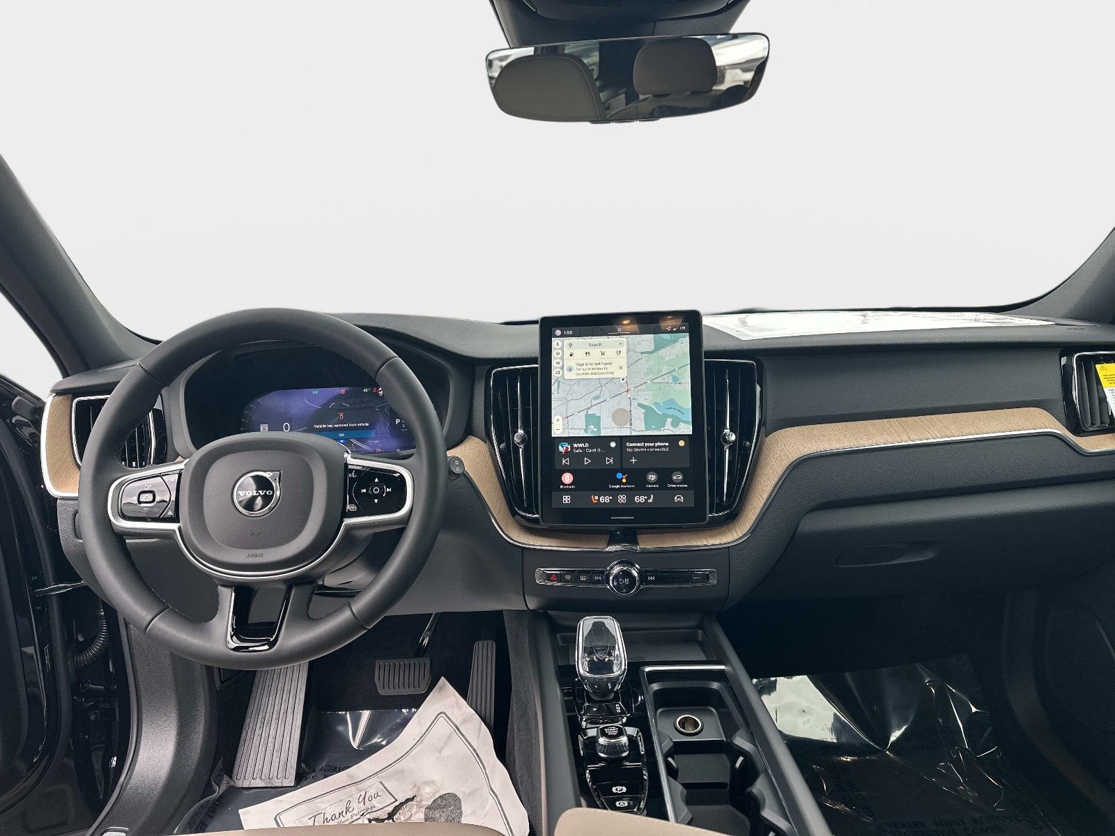 2026 Volvo XC60 Plus