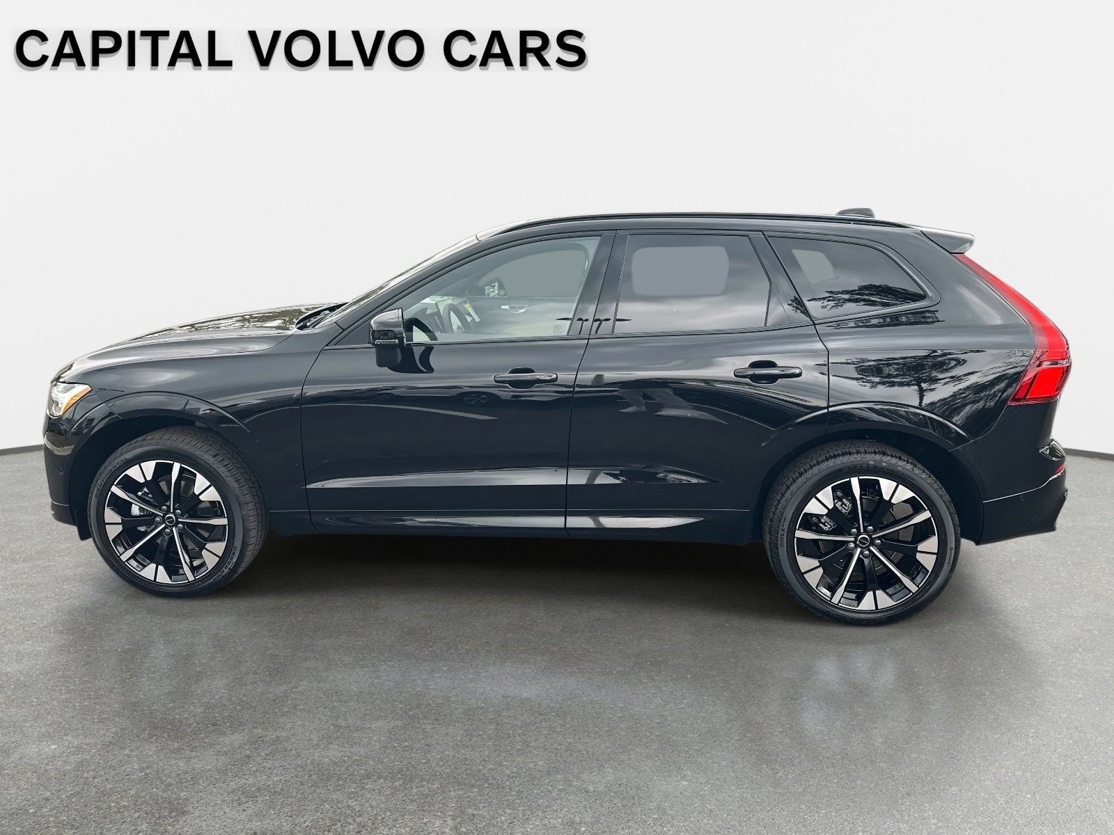 2026 Volvo XC60 Plus