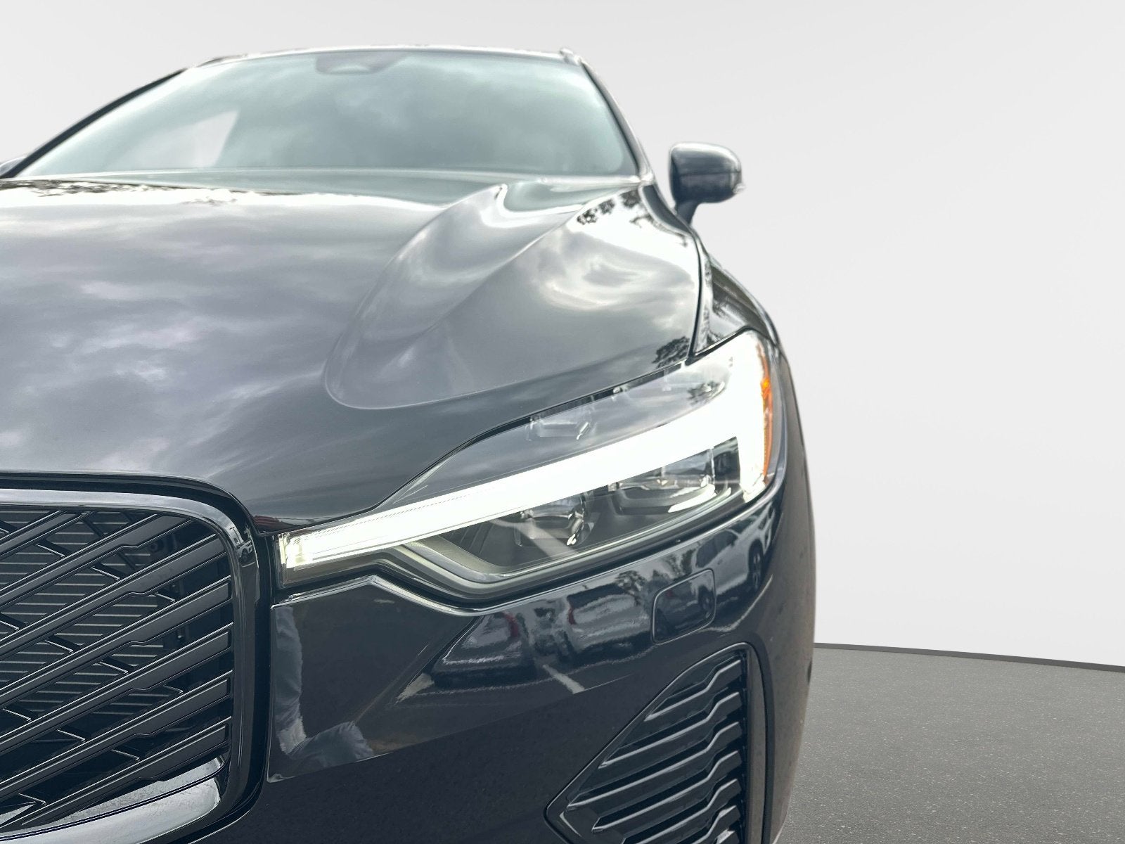 2026 Volvo XC60 Plus