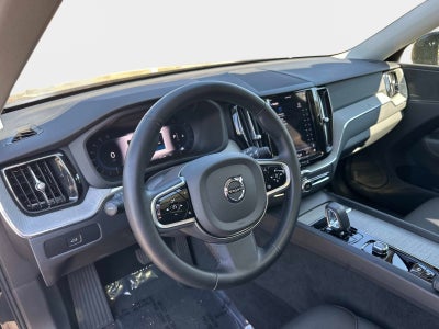 2025 Volvo XC60 Plus