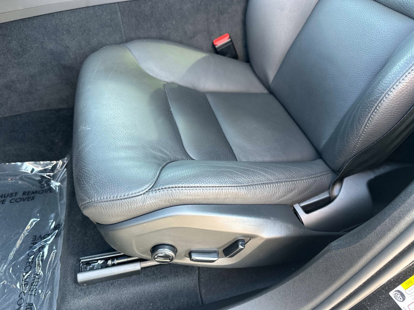 2025 Volvo XC60 Plus