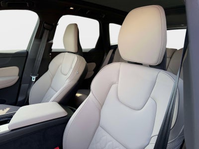 2026 Volvo XC60 Plus