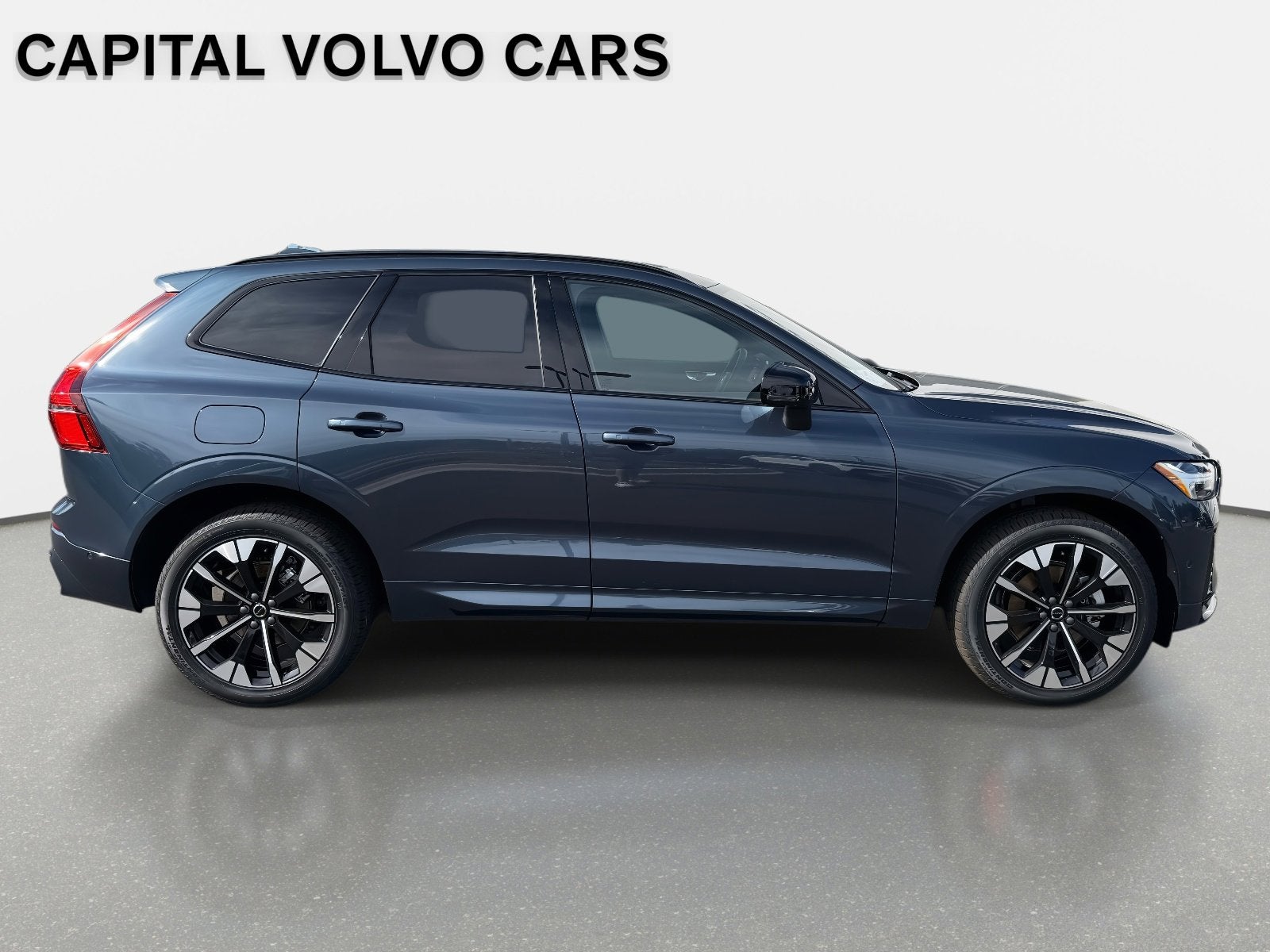 2026 Volvo XC60 Plus
