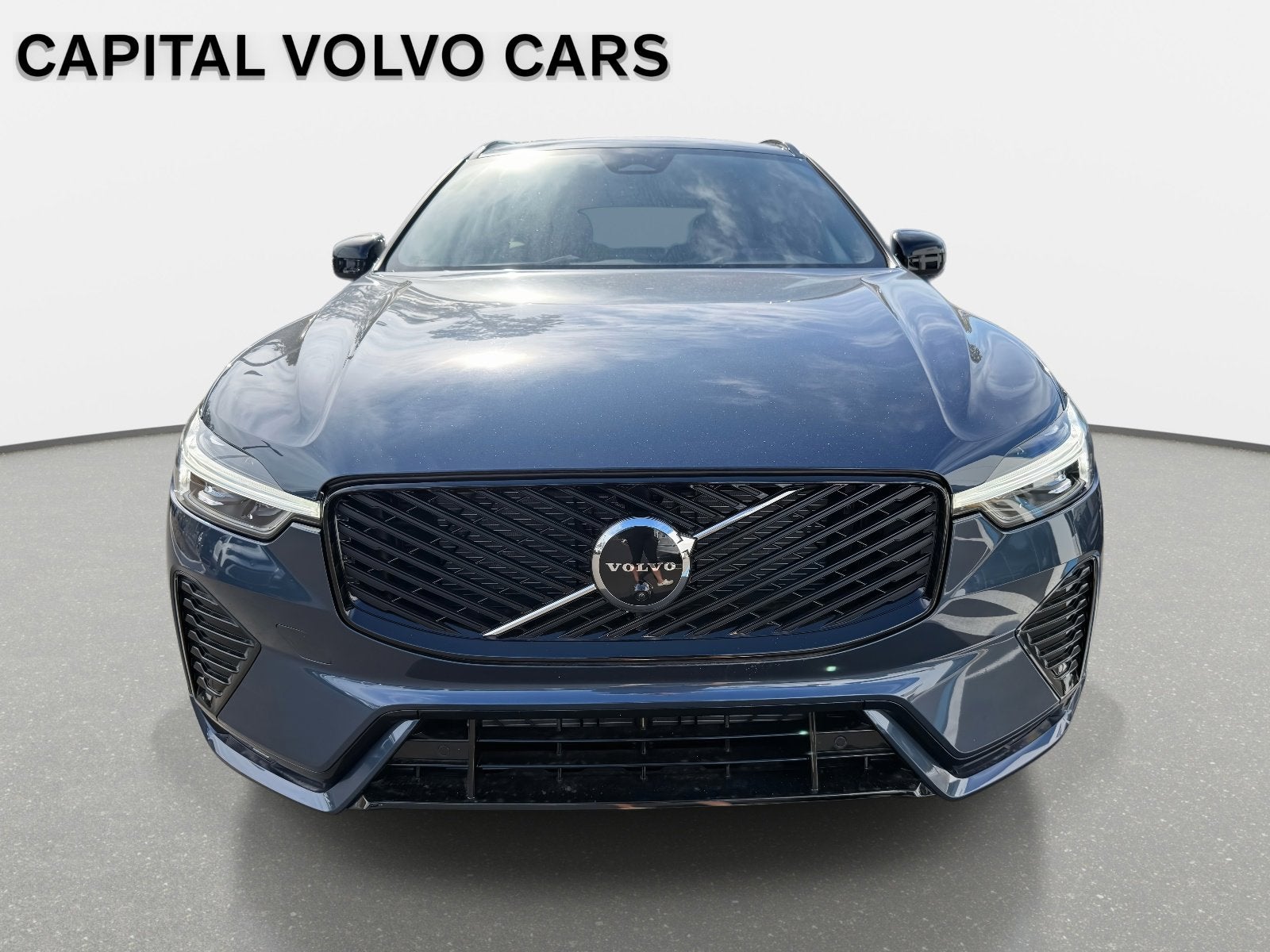 2026 Volvo XC60 Plus
