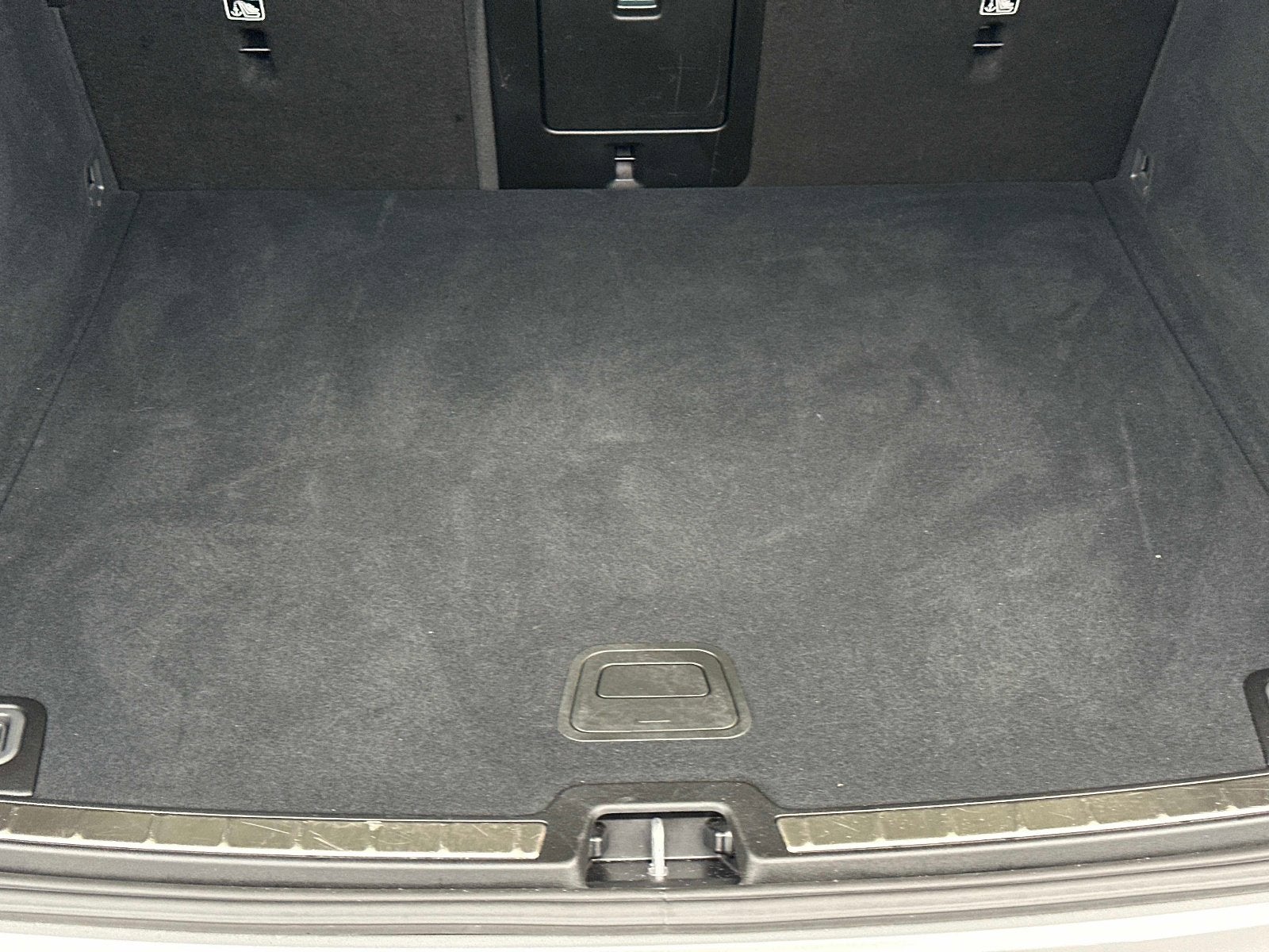 2025 Volvo XC60 Plus