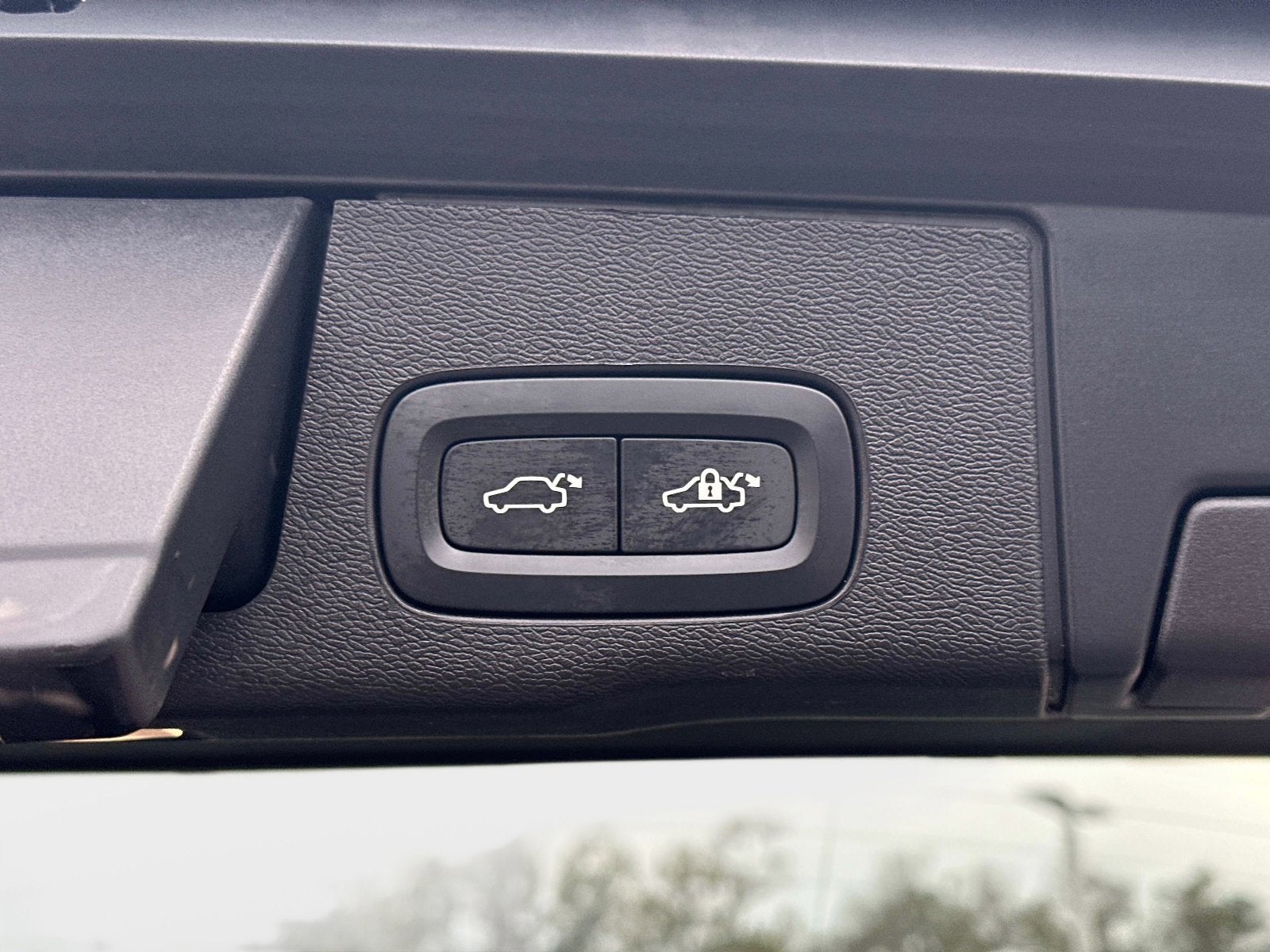 2025 Volvo XC60 Plus