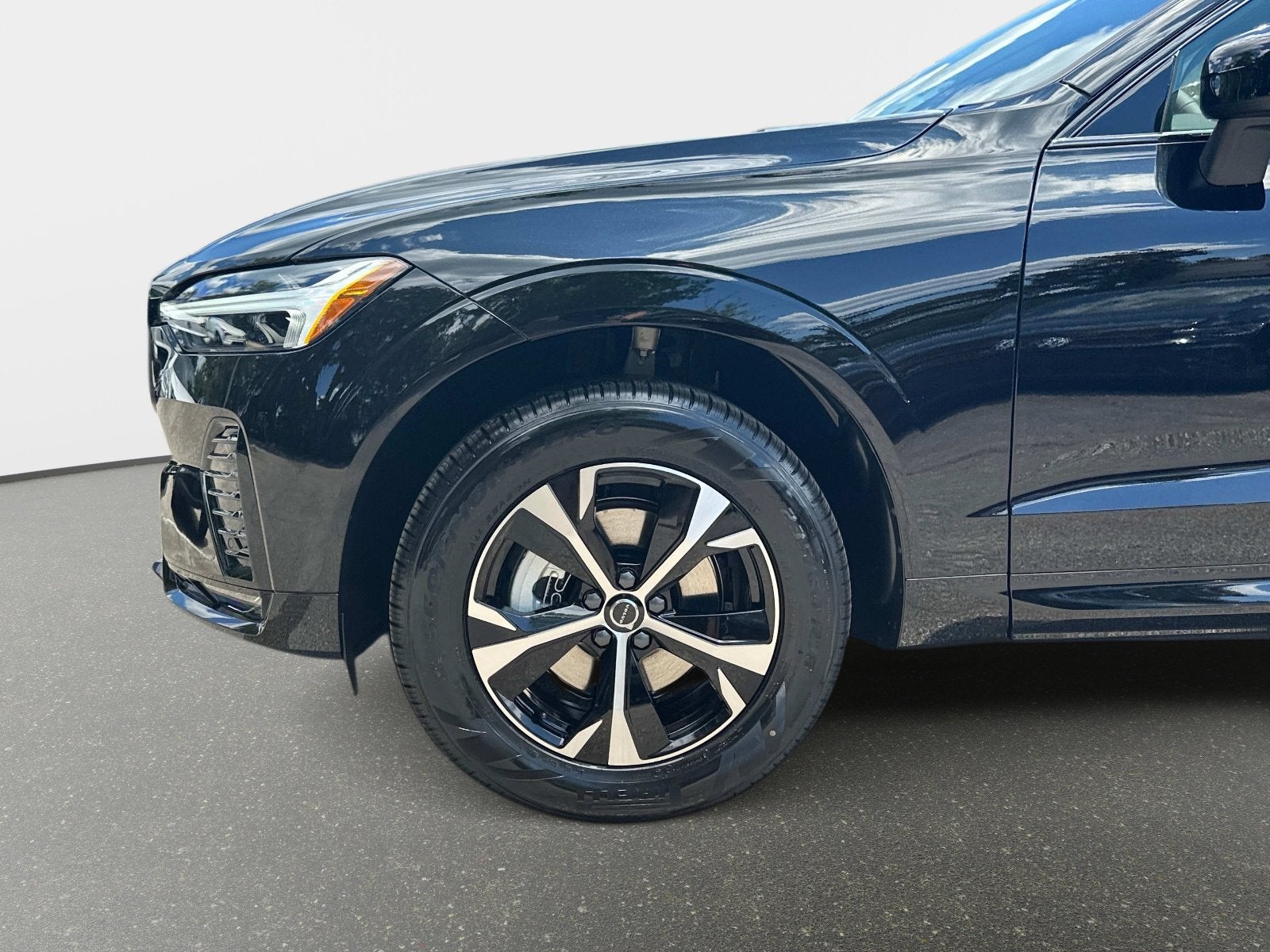 2026 Volvo XC60 Core