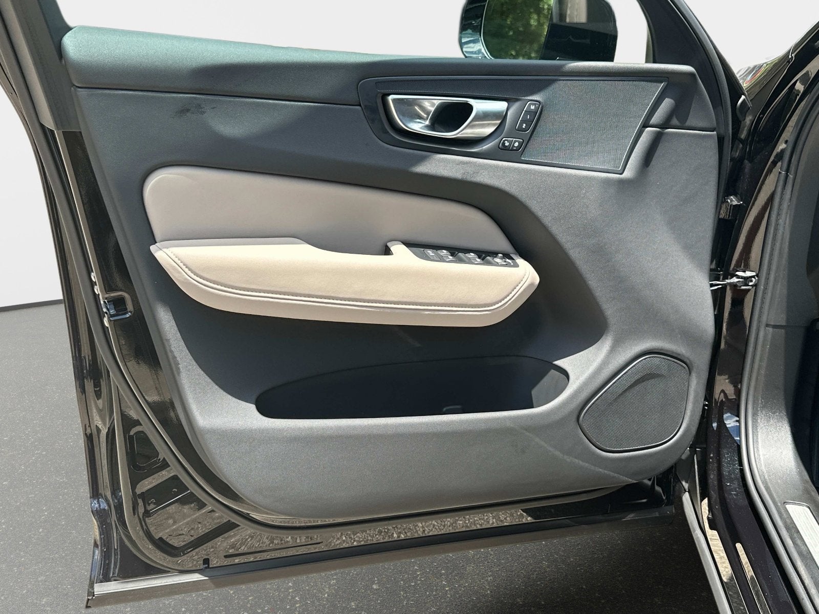 2026 Volvo XC60 Core