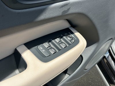 2026 Volvo XC60 Core