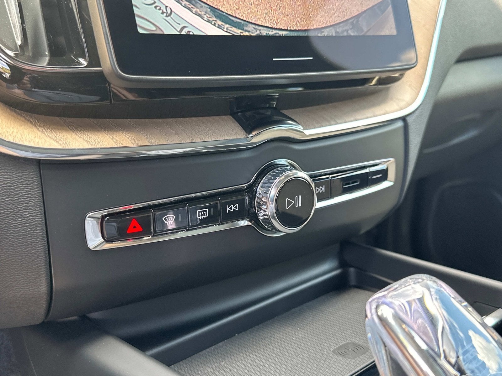 2026 Volvo XC60 Core