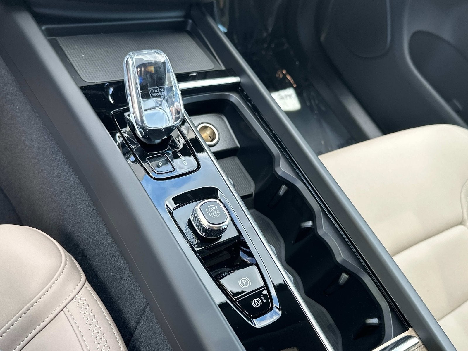 2026 Volvo XC60 Core