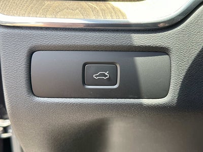 2026 Volvo XC60 Core