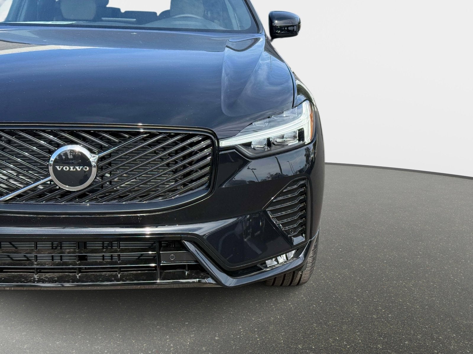 2026 Volvo XC60 Core