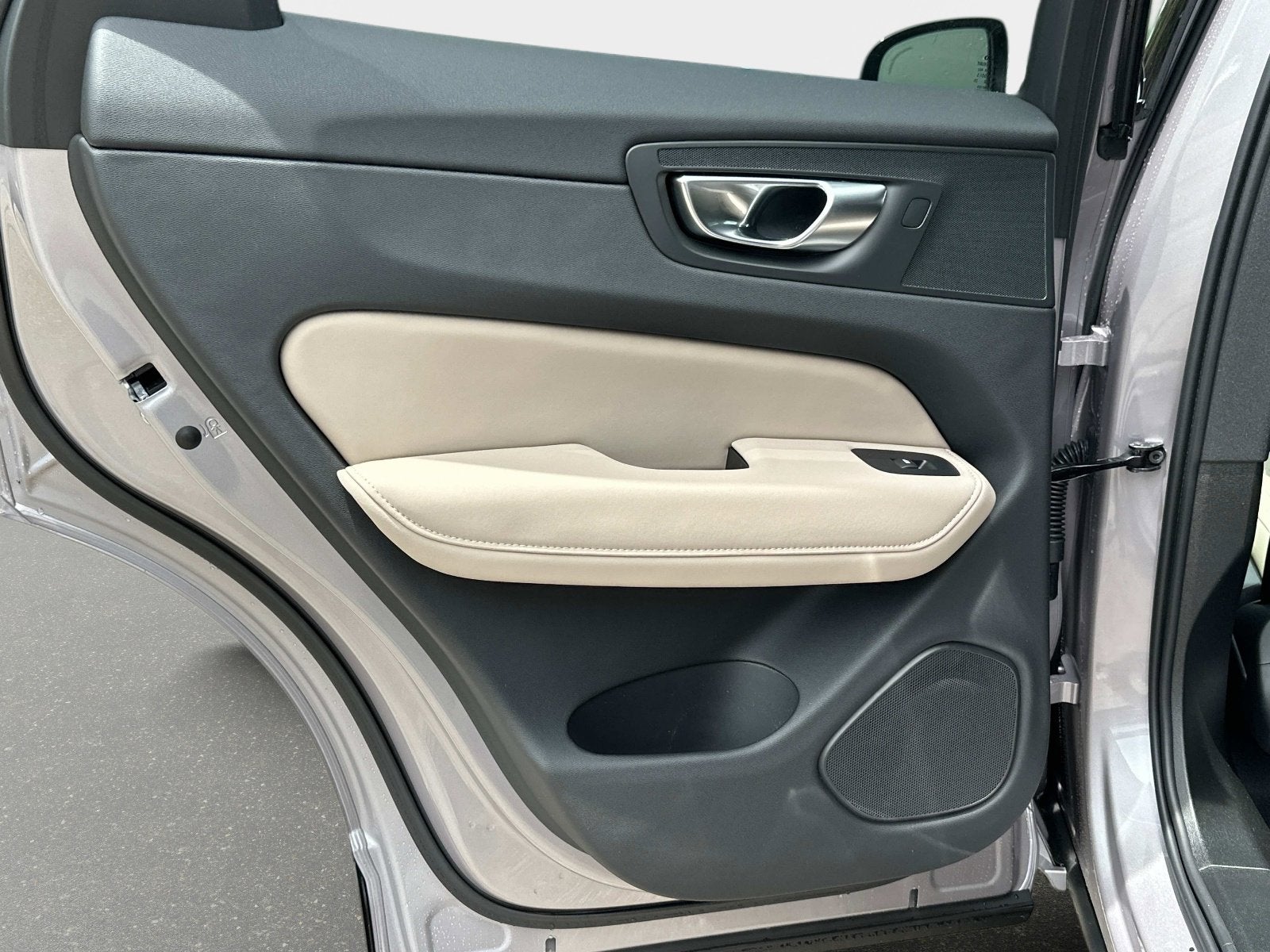 2026 Volvo XC60 Core