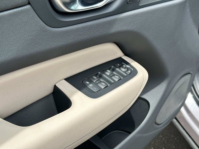 2026 Volvo XC60 Core